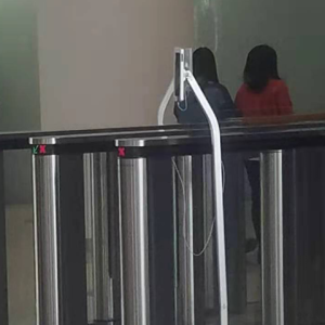 人脸识别速通门